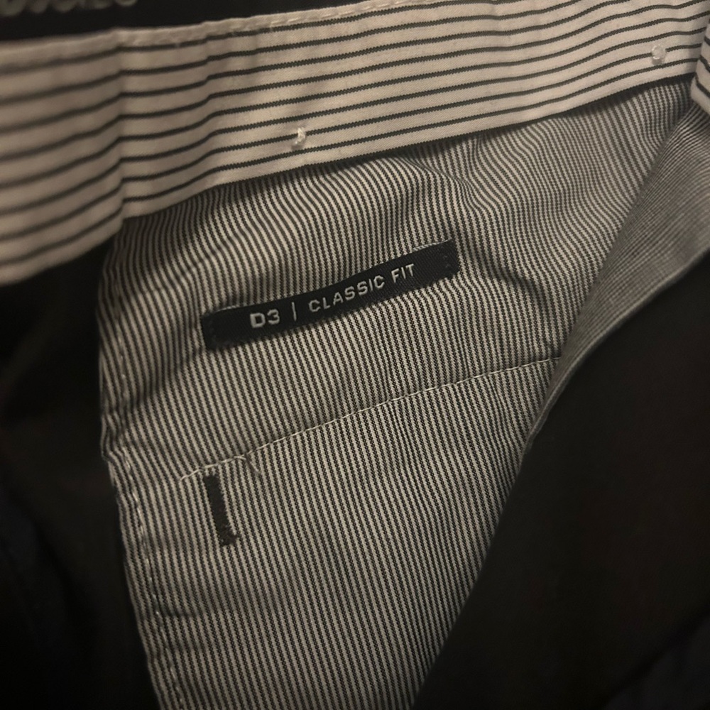 33x34 100% cotton dockers black D3 classic fit